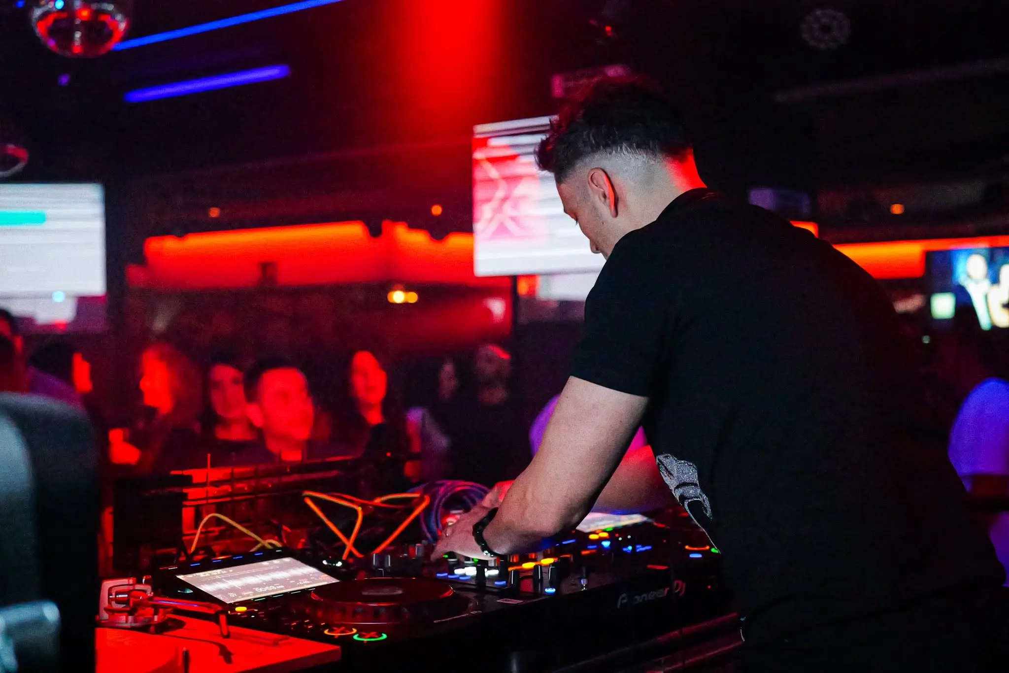 Tardeo en Valdemoro. Tardeo Petardeo en Discoteca Spacio Madrid Sur